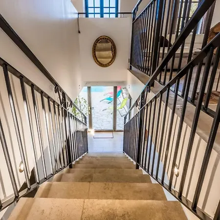 Villa Napoleon Piscine&jacuzzi