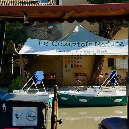 Napoléon Piscine&jacuzzi Villa