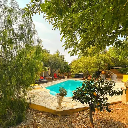 Napoleon Piscine&jacuzzi Villa