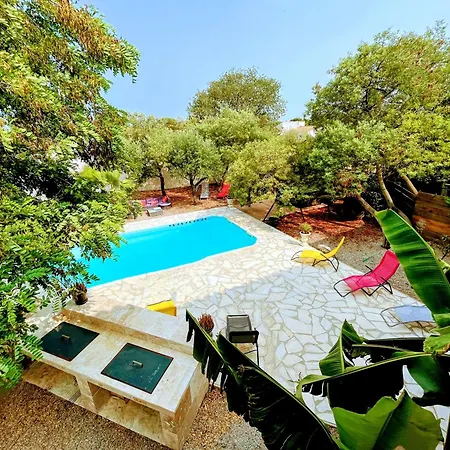 Napoleon Piscine&jacuzzi * Le Somail