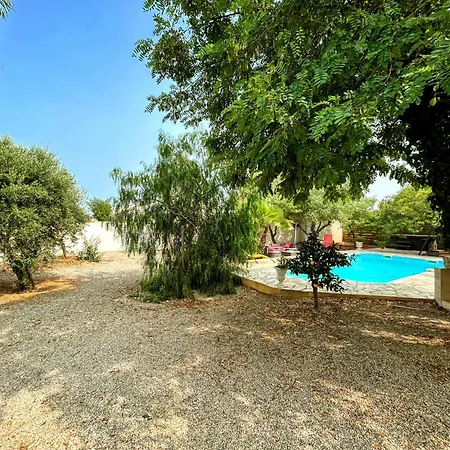 Napoleon Piscine&jacuzzi Villa Le Somail