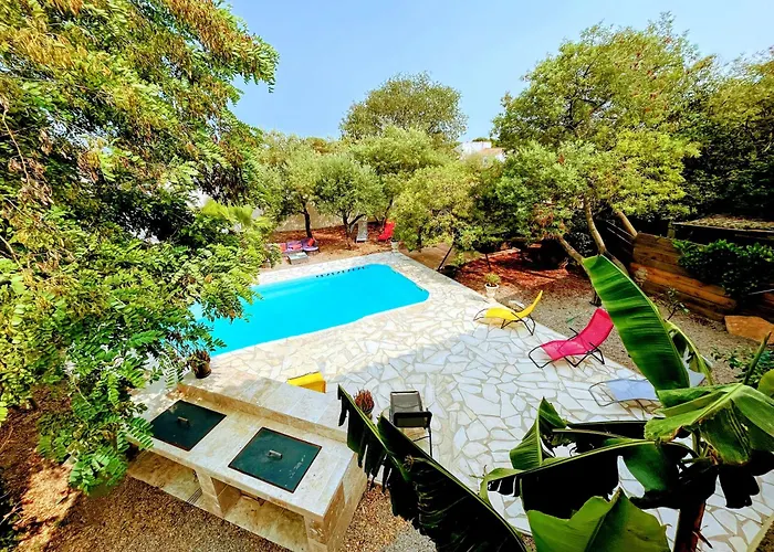 Napoleon Piscine&jacuzzi * Le Somail