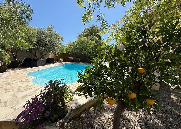 Napoleon Piscine&jacuzzi Le Somail