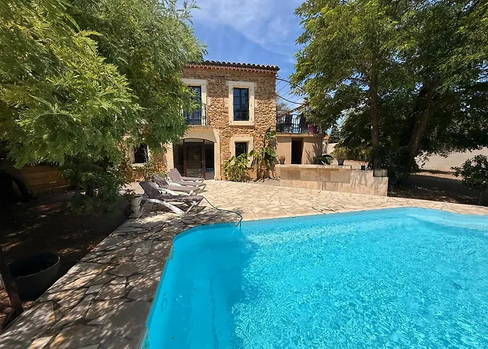 Napoleon Piscine&jacuzzi